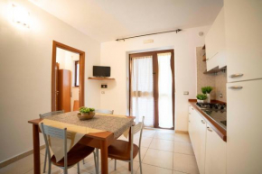 Ferienwohnung ulivo mit Pool und Privatstrand -1
